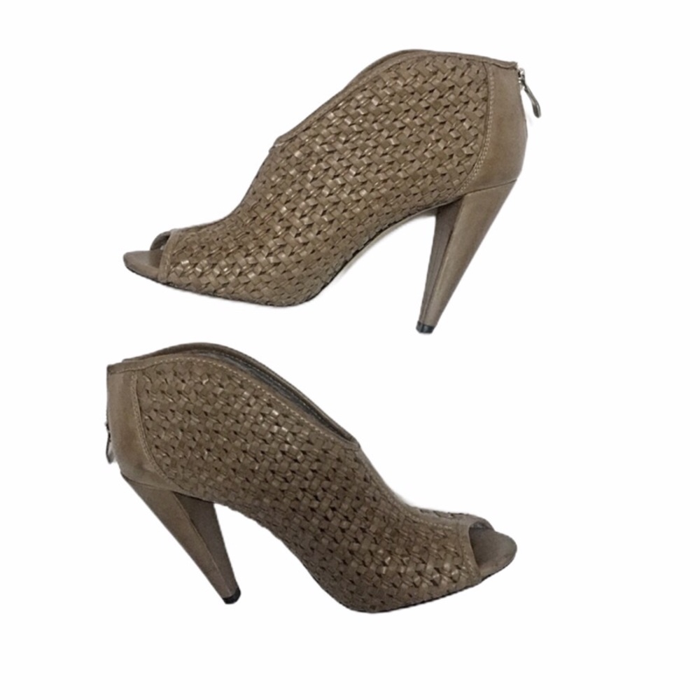 Vince Camuto Tan Amelia Plunge Peep Toe Booties